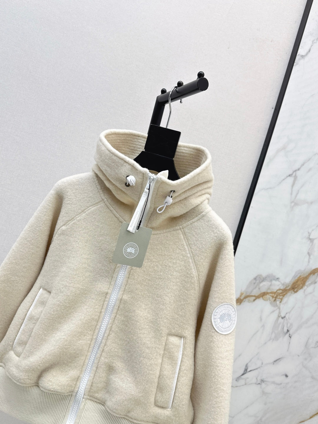 Canada New hooded jacket