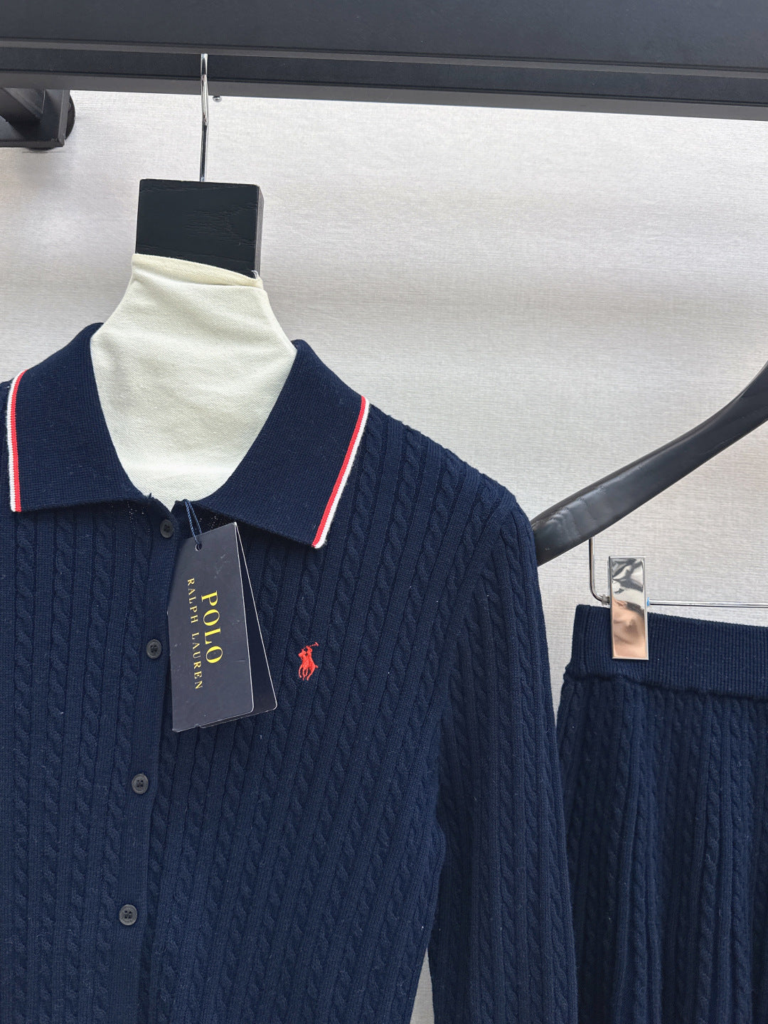 Ral New embroidery suit