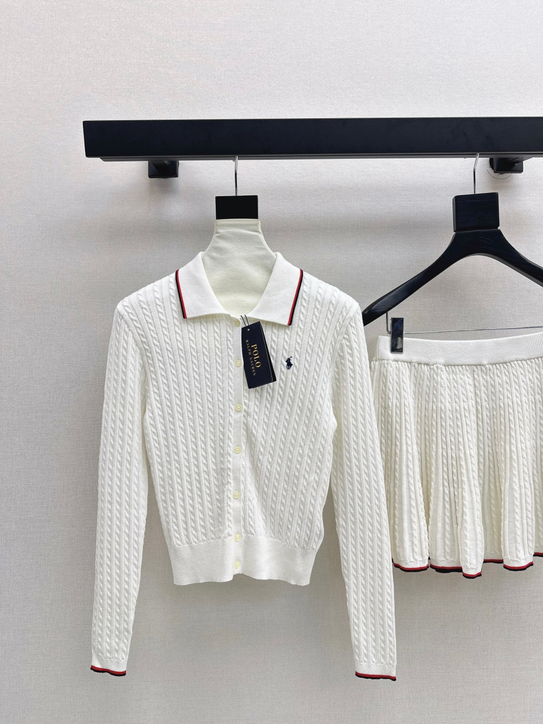 Ral New embroidery suit