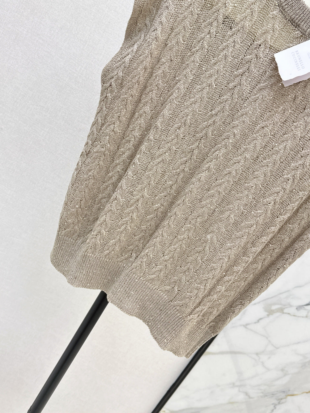 Brune New linen vest