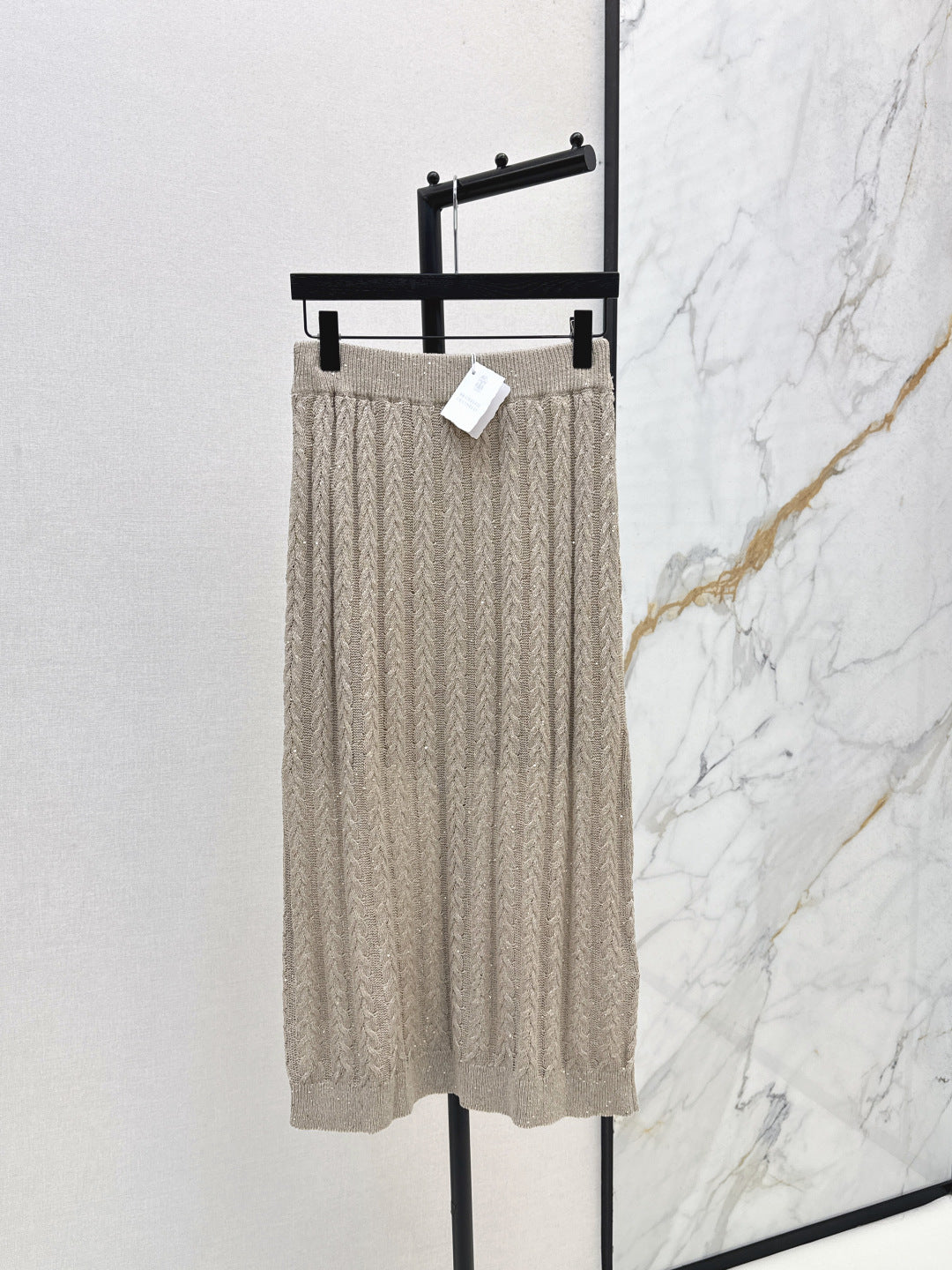 Brune New linen skirt