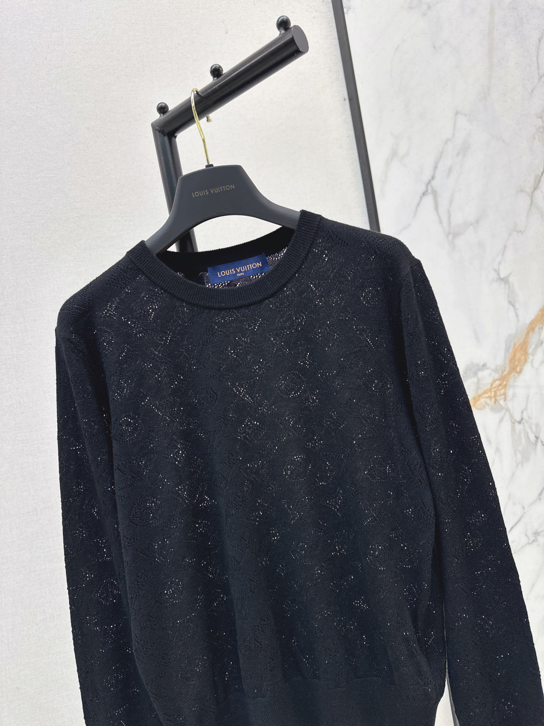 Louis New  knitted sweater