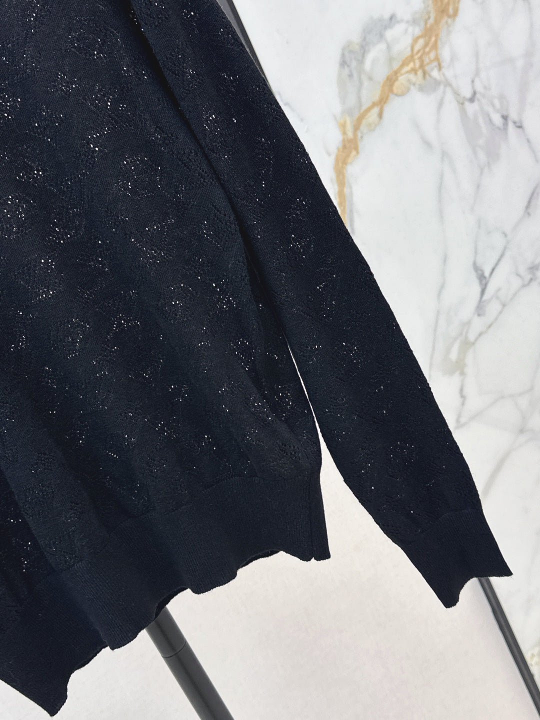 Louis New  knitted sweater