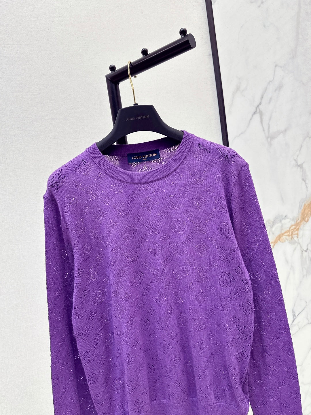 Louis New  knitted sweater