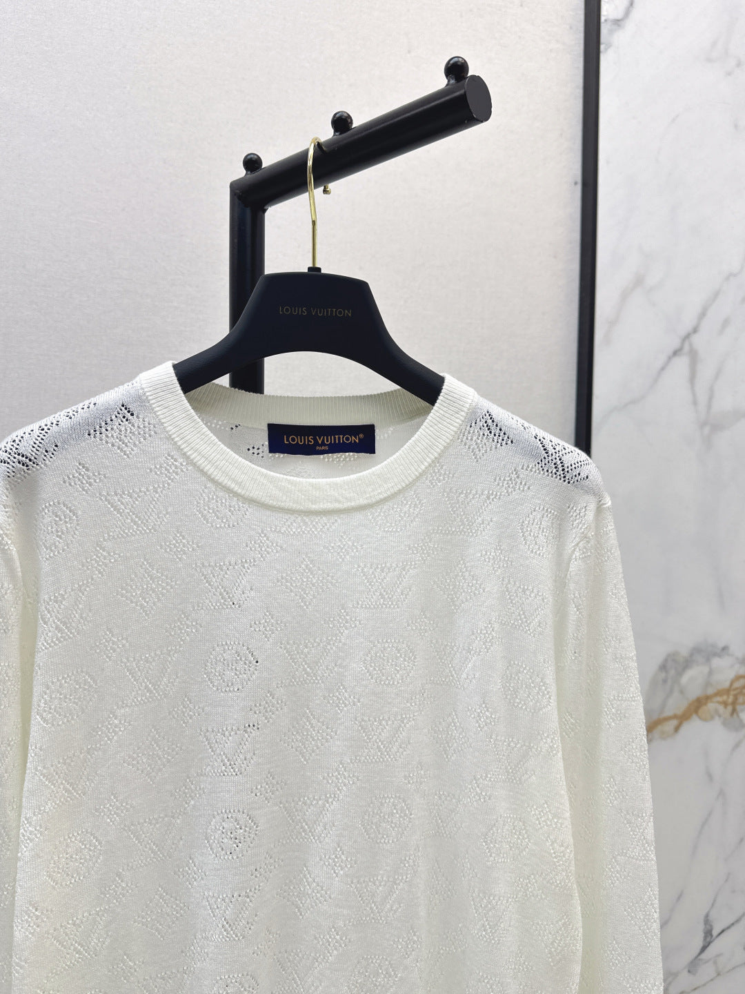 Louis New  knitted sweater