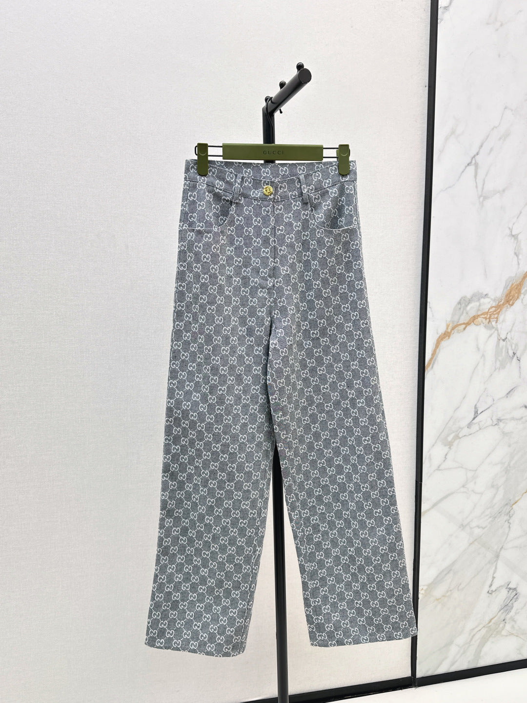 Guc New straight jeans