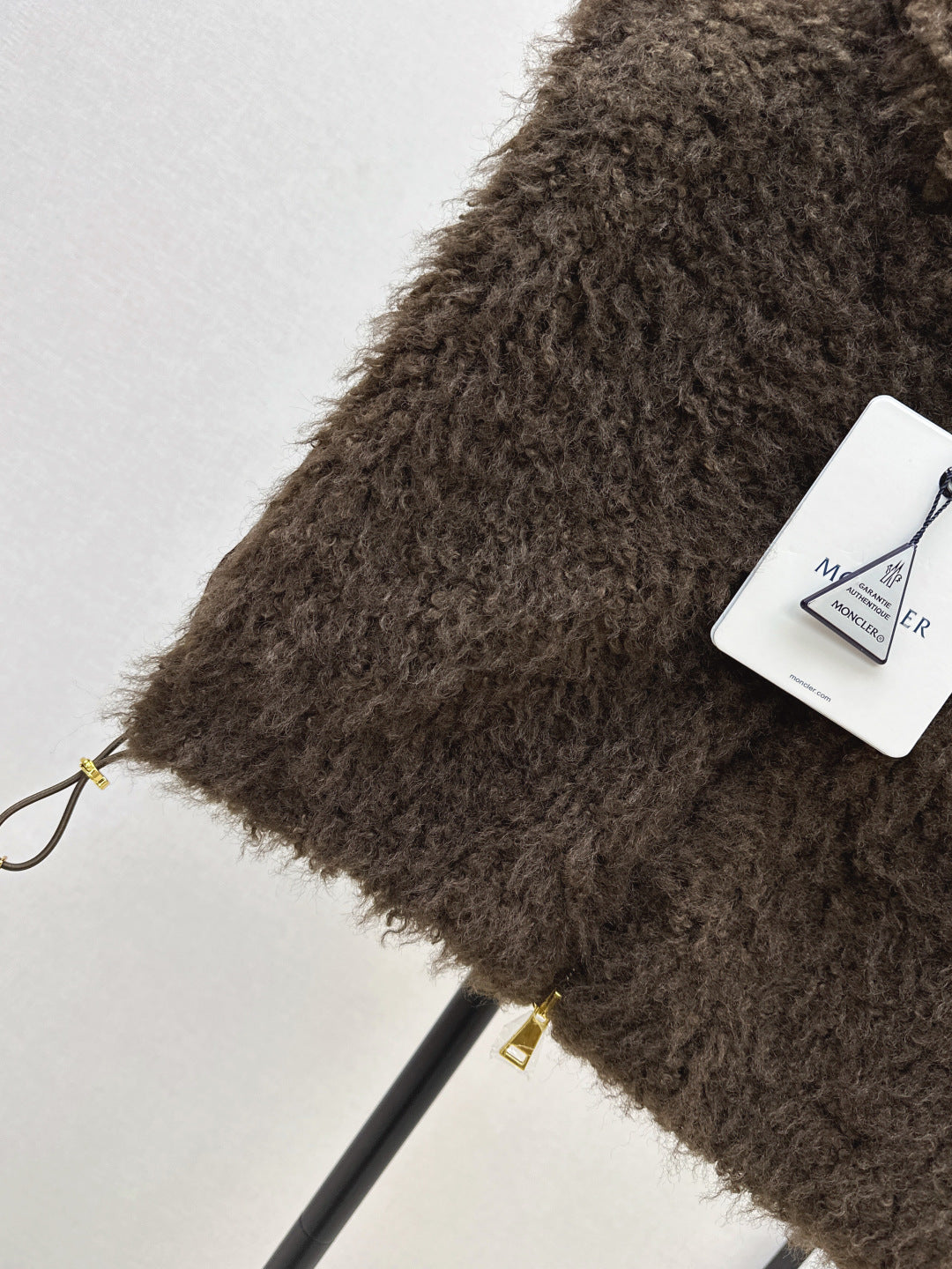 Monc New hooded down vest