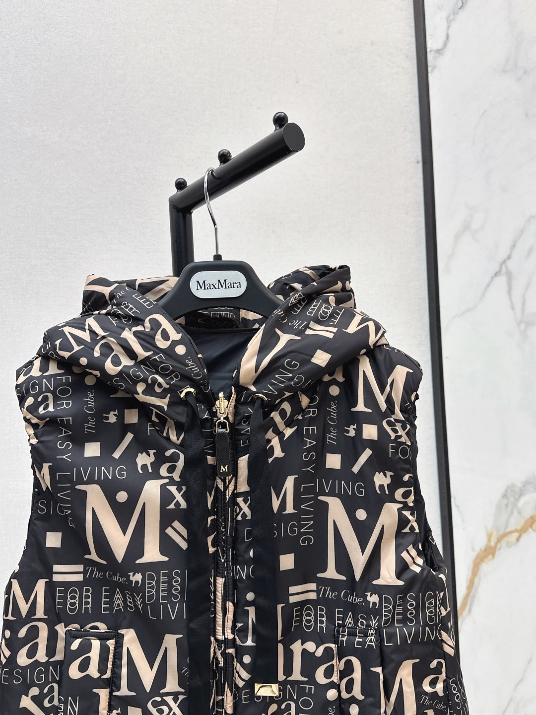 Max NEW Hooded vest jacket