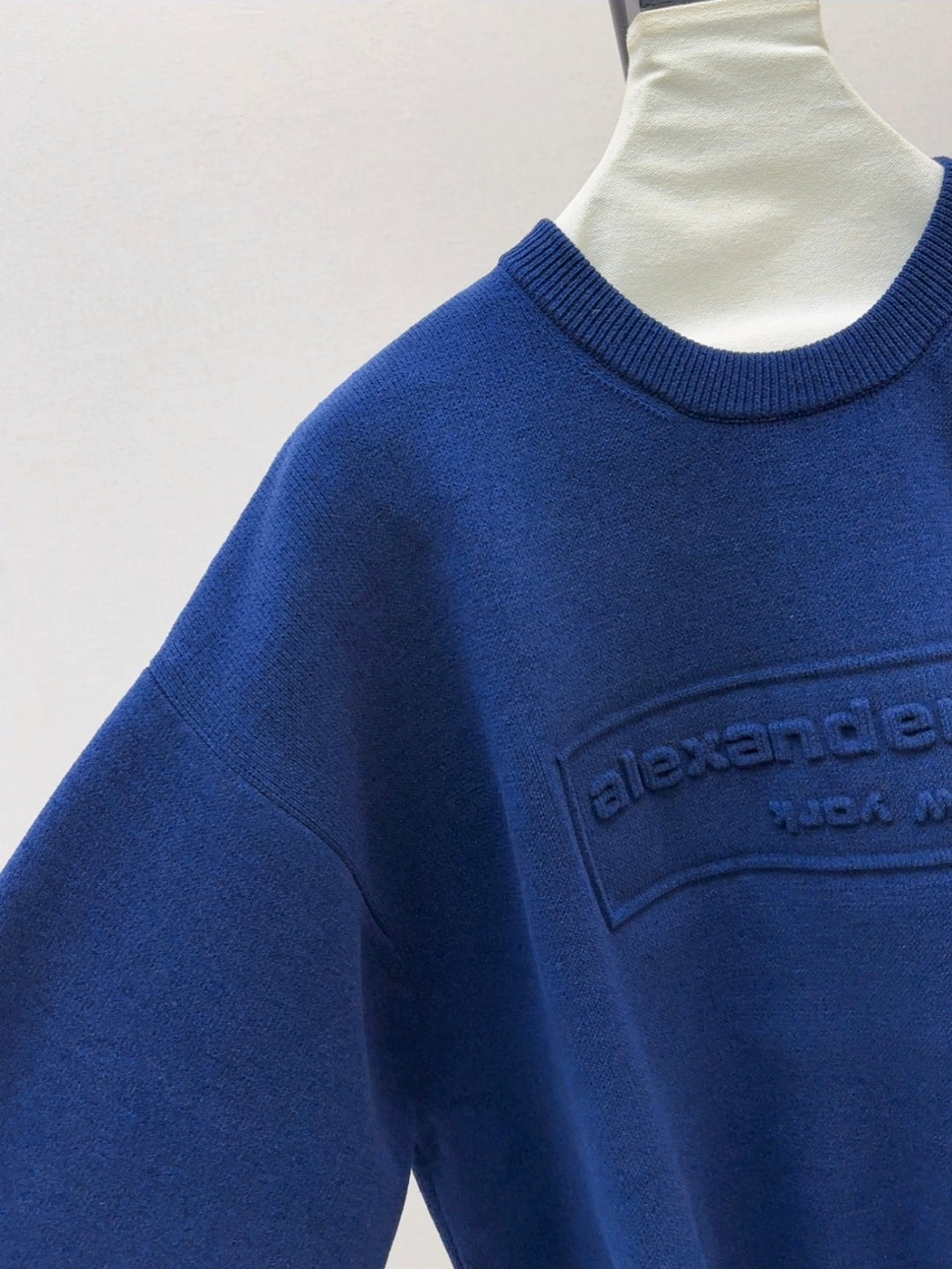 Wang NEW Crew neck sweater