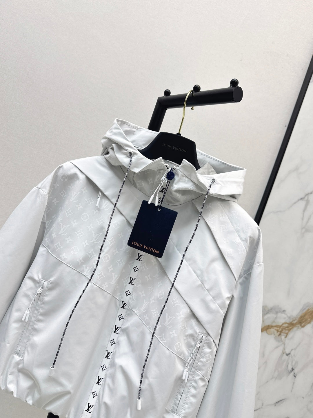 Louis NEW Hooded jacket