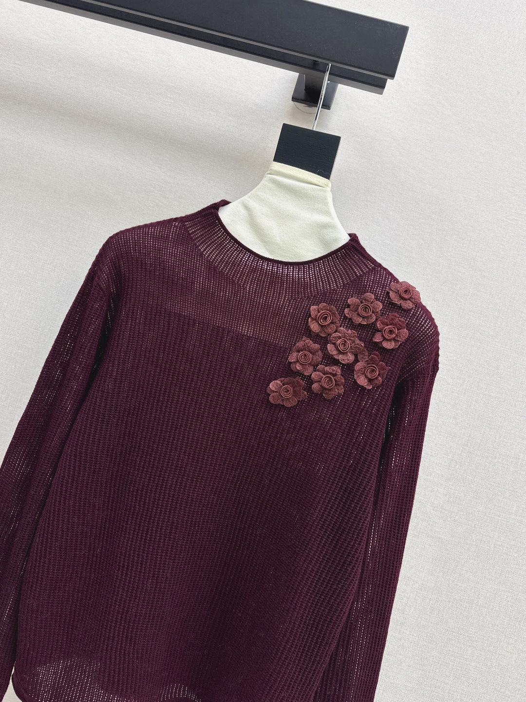 Chan NEW long-sleeved sweater