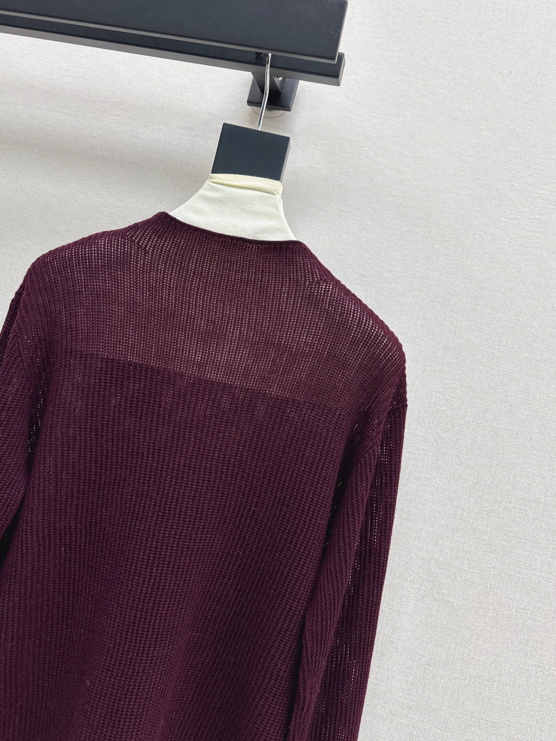 Chan NEW long-sleeved sweater