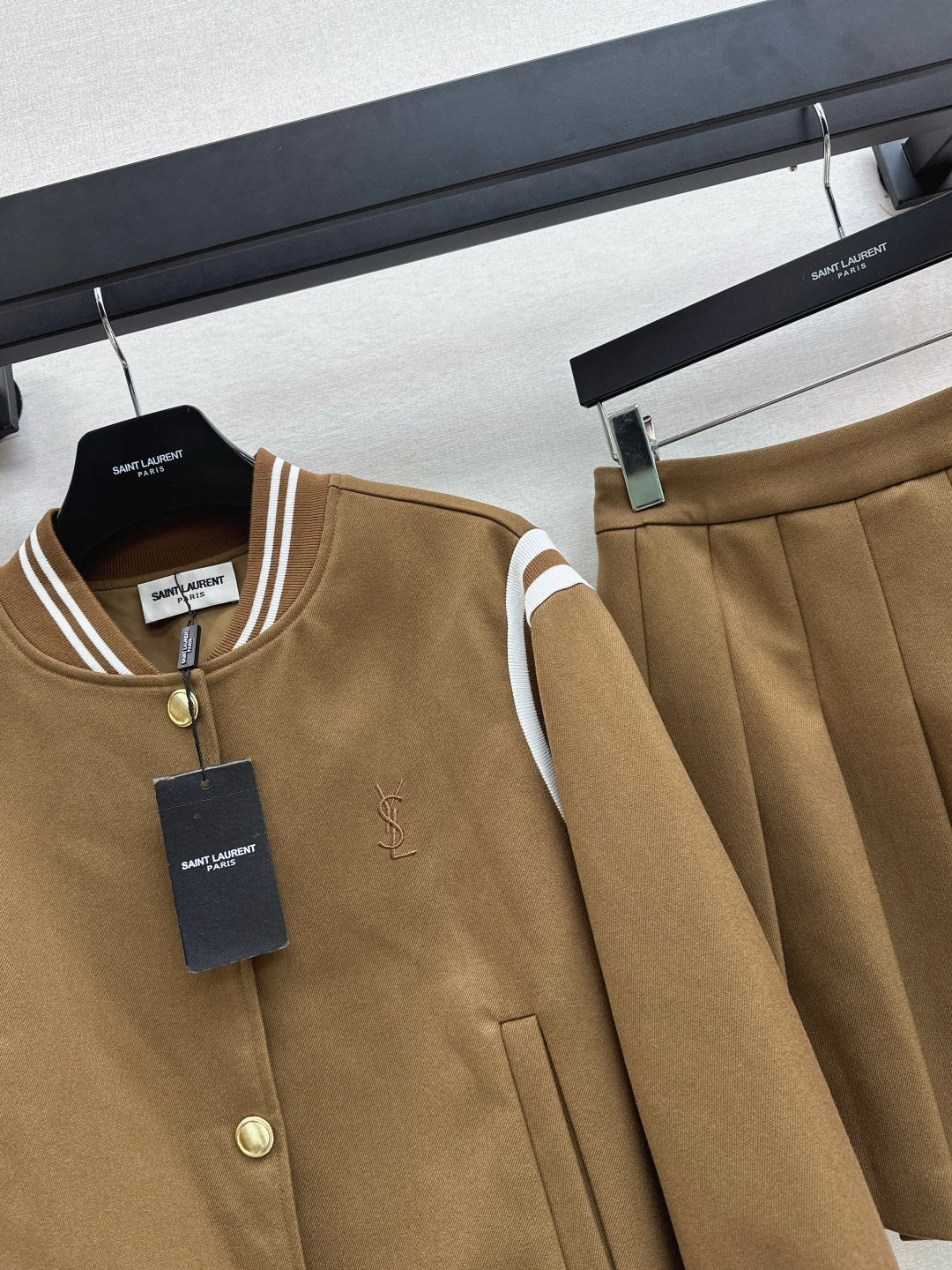 Saint NEW  jacket + pleated skirt