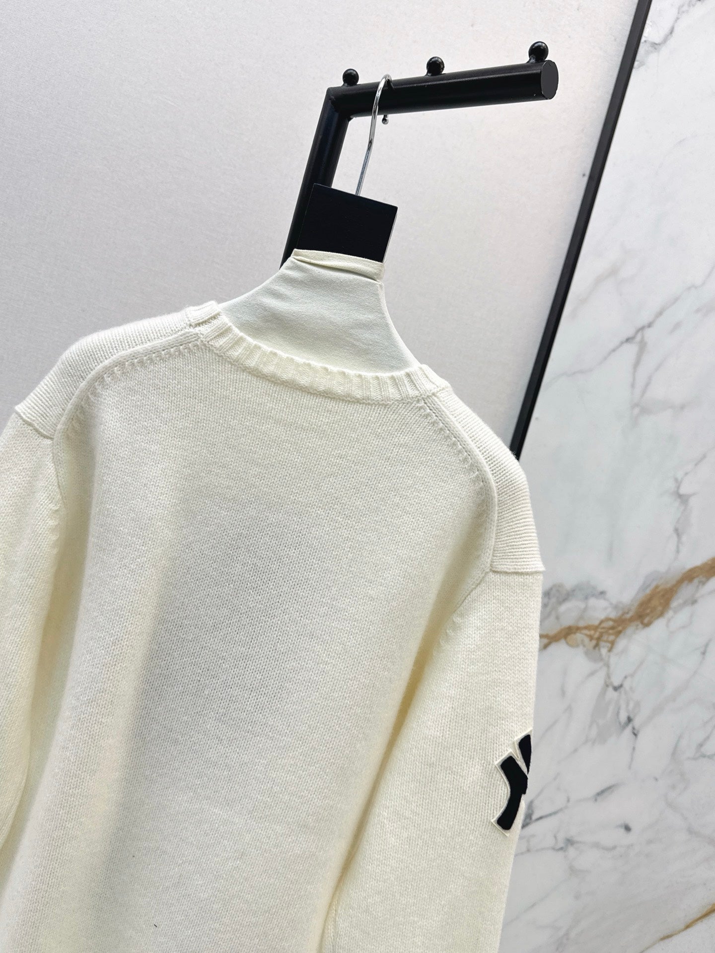 Ral NEW wool sweater