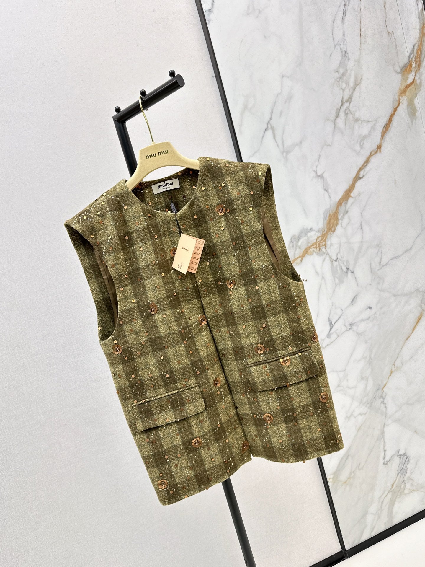 Miu NEW sequined vest