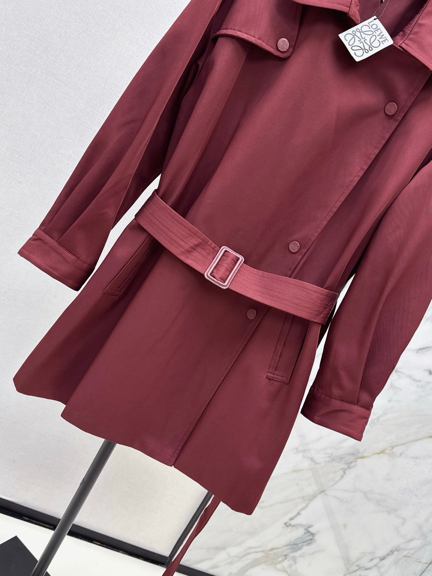 Low NEW  windbreaker jacket