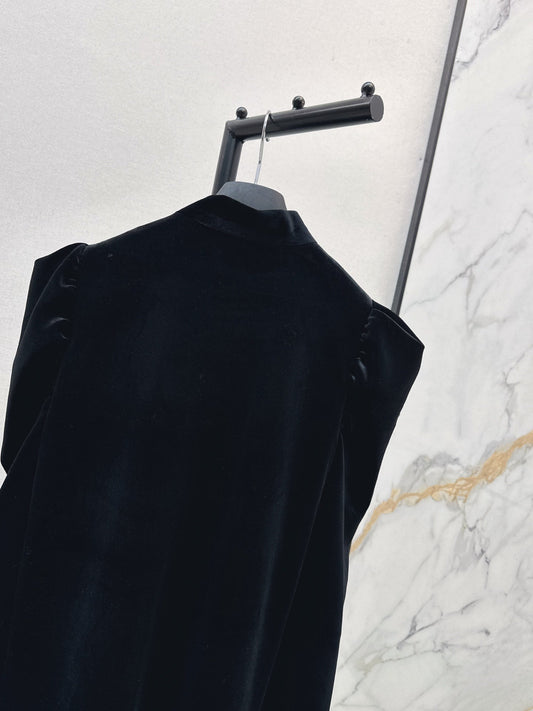 CD  NEW  velvet cape