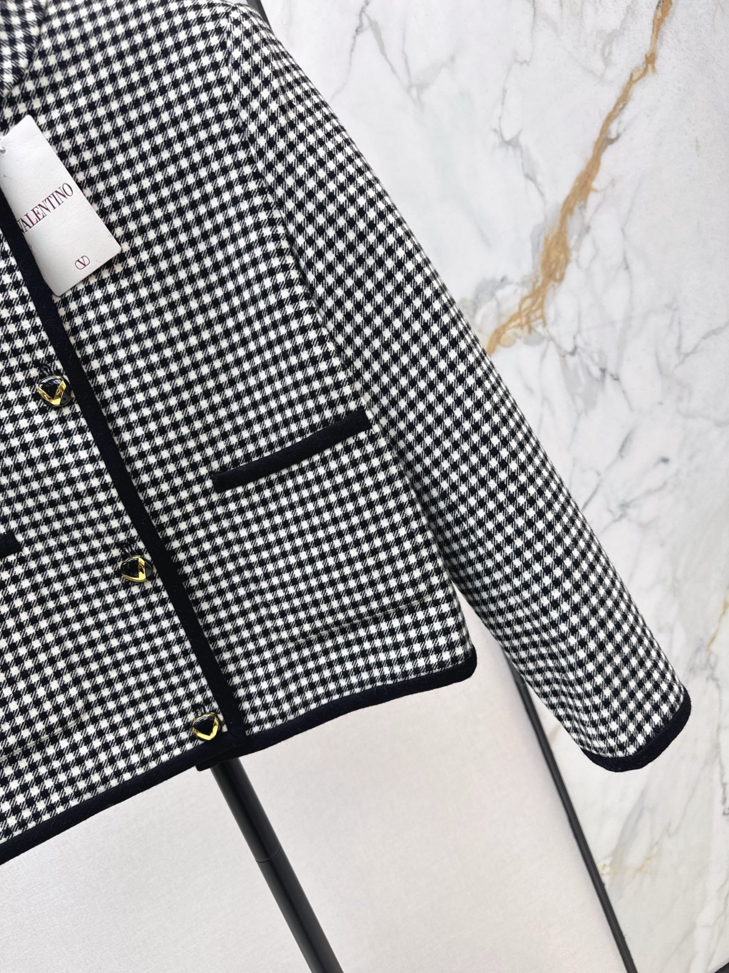 Va1en NEW plaid coat