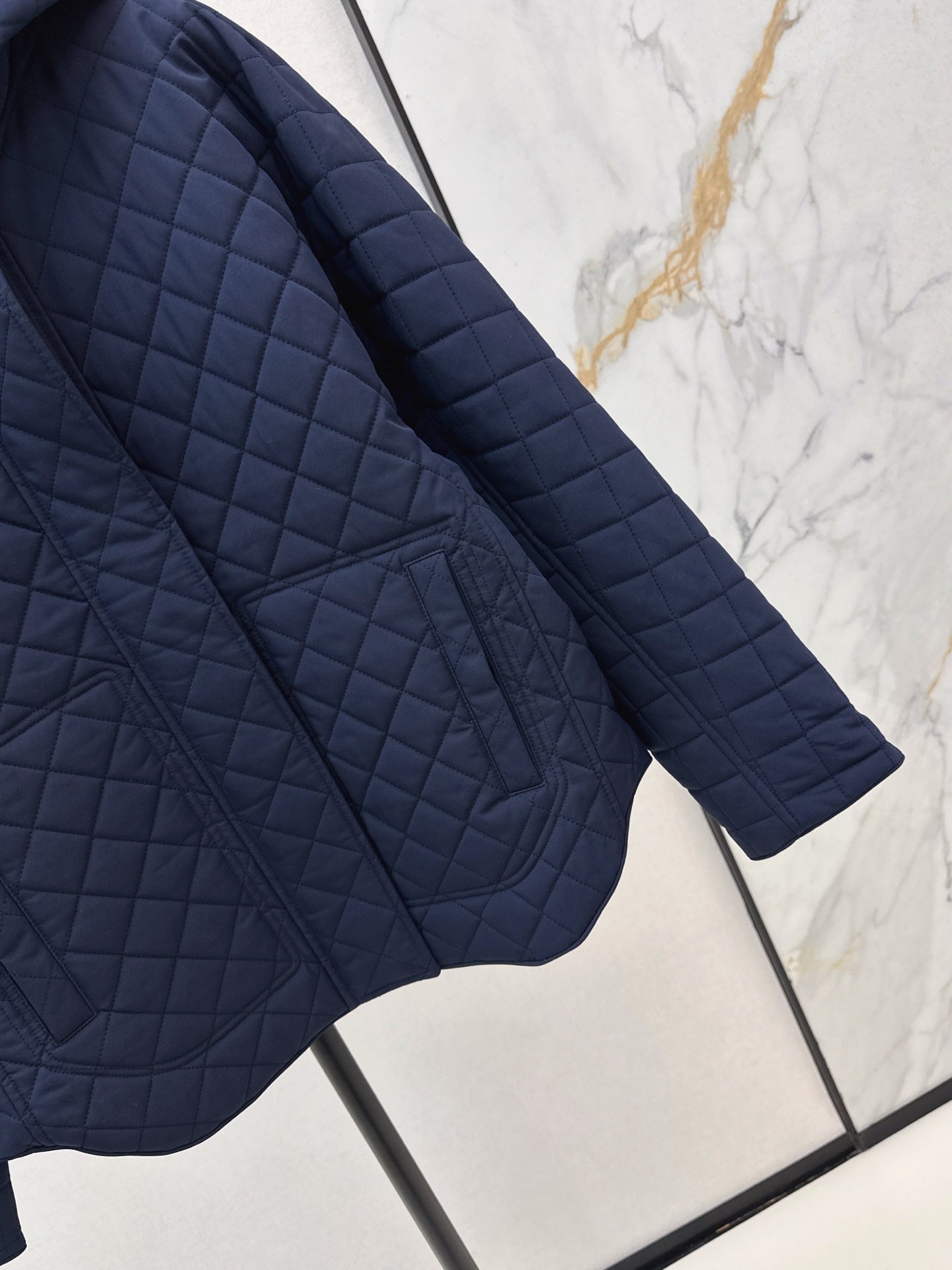 Herm NEW Reversible jacket