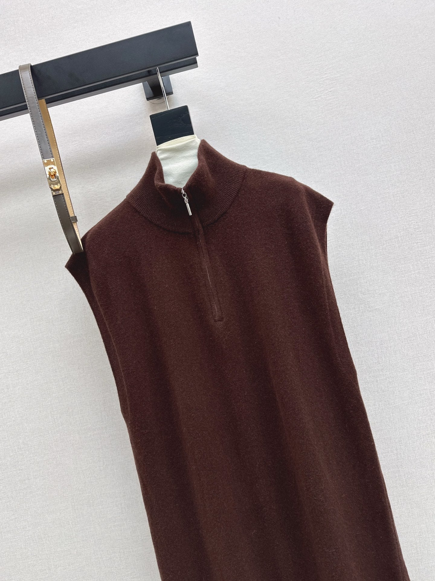 Herm NEW Wool sleeveless dress