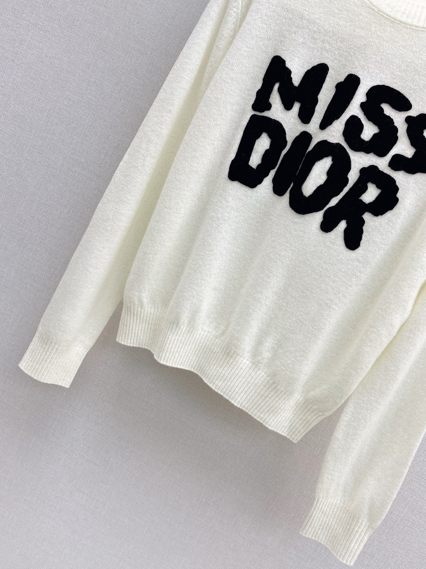 CD NEW embroidered logo sweater