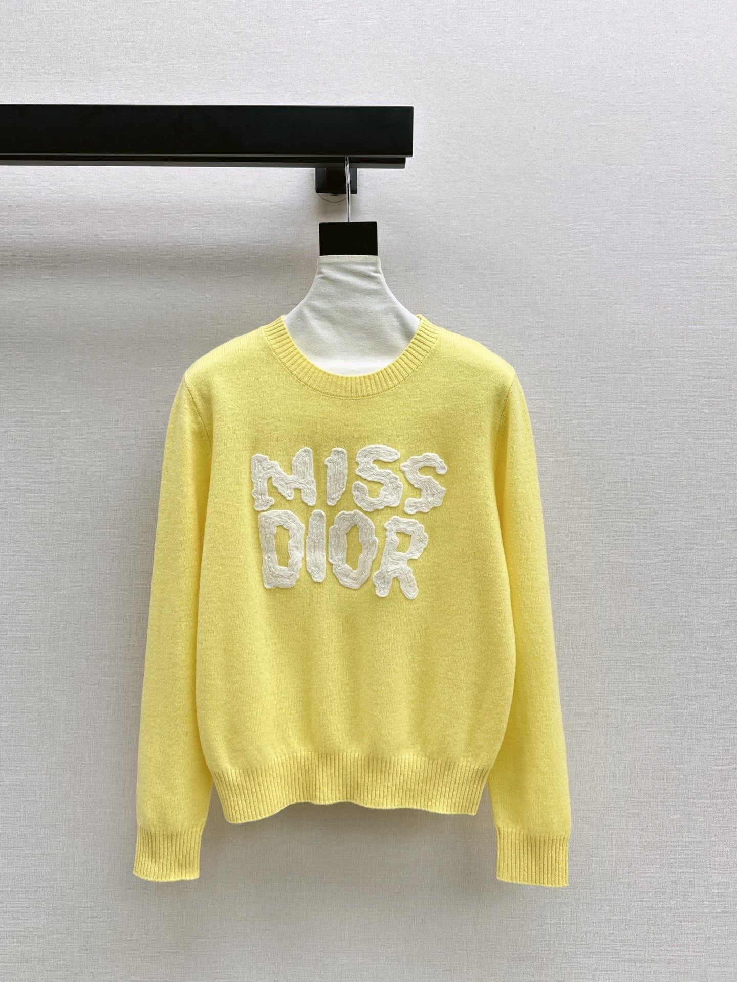 CD NEW embroidered logo sweater
