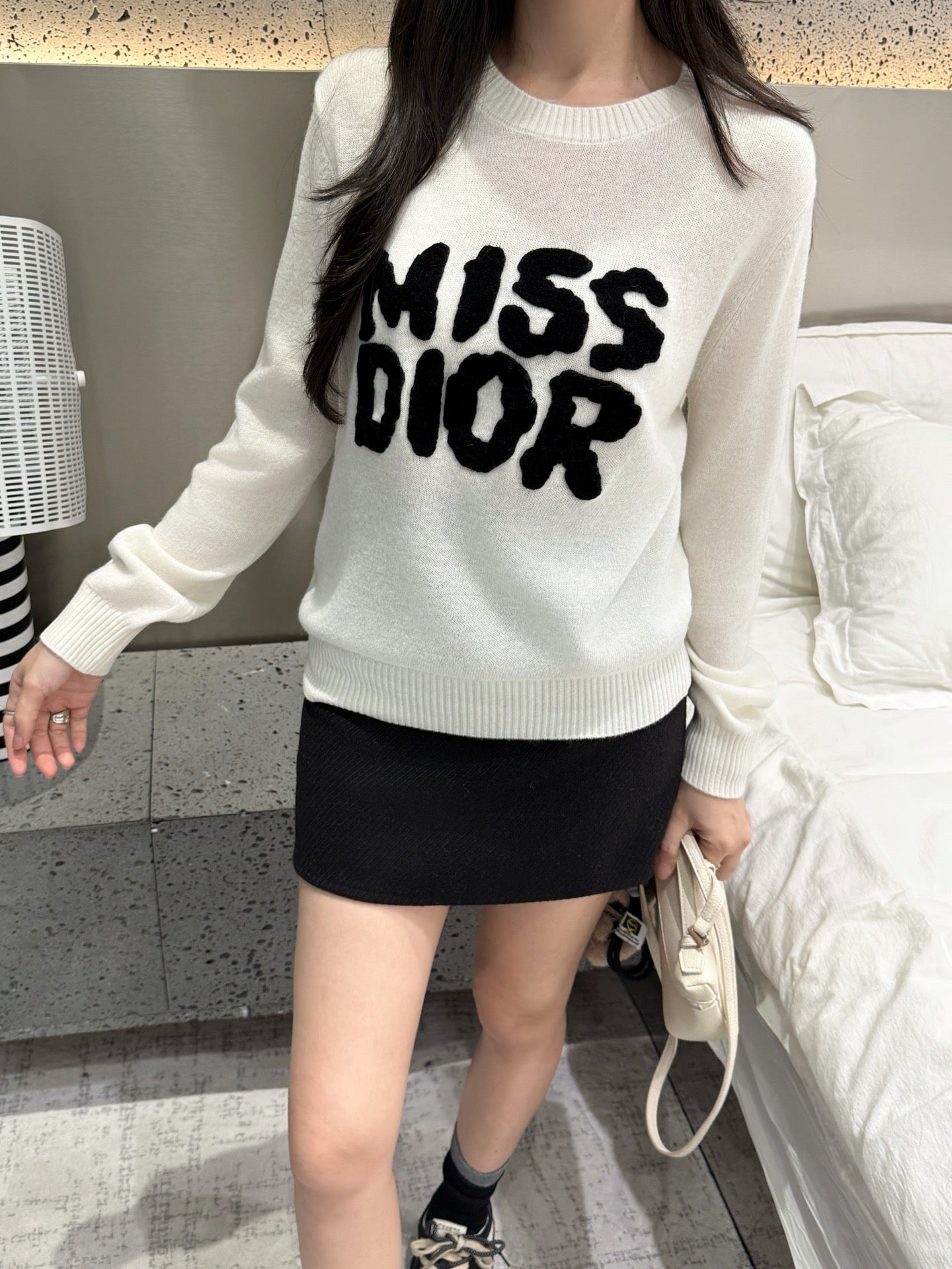 CD NEW embroidered logo sweater