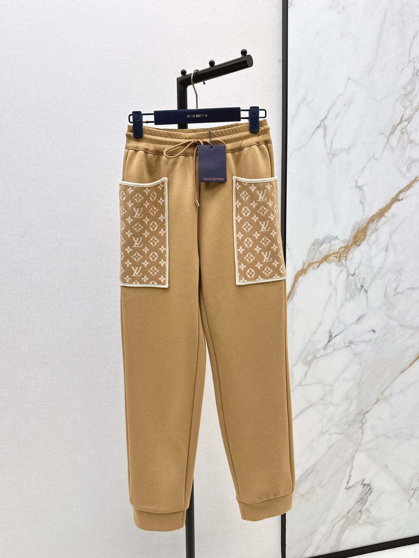 Louis NEW casual pants