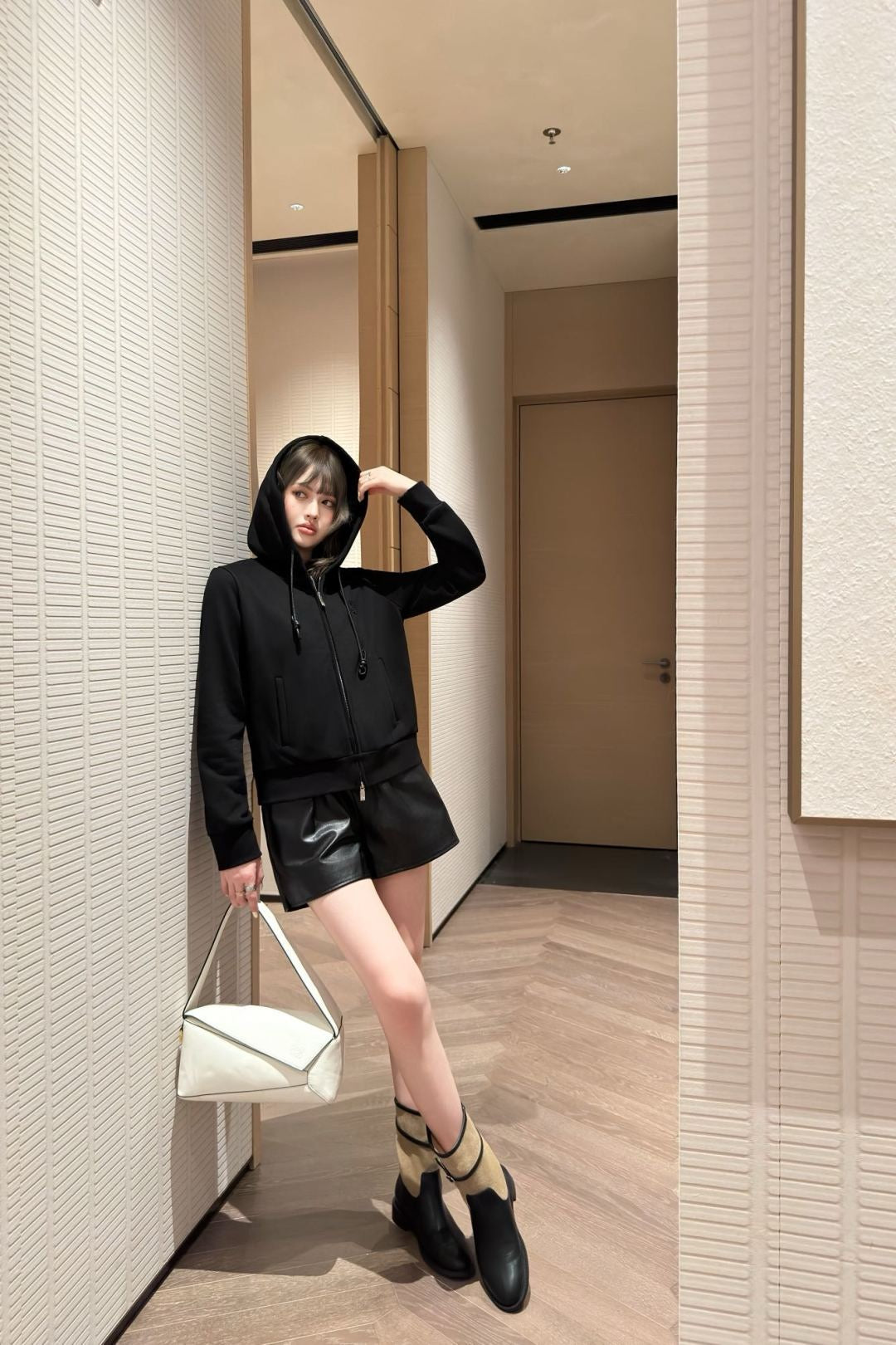 Loe NEW hooded jacket