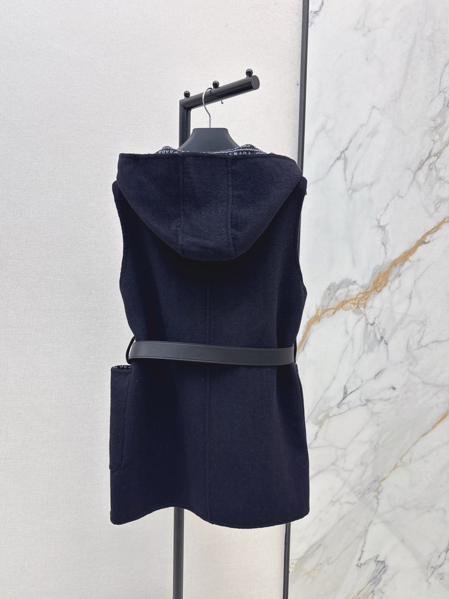 Pra NEW Hooded wool vest