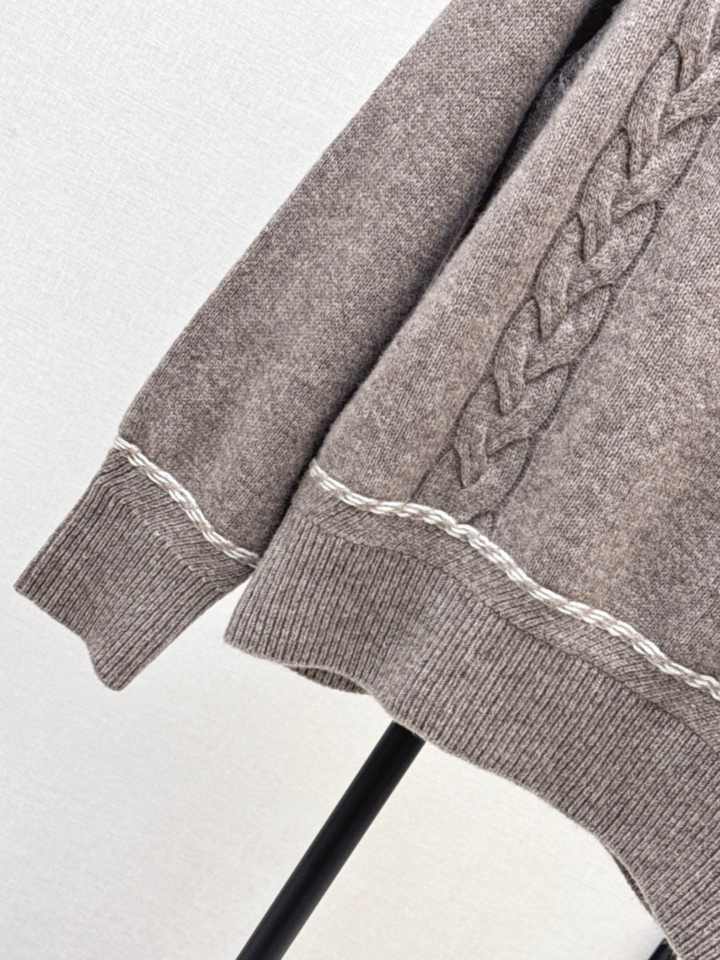 Loro NEW zipper sweater