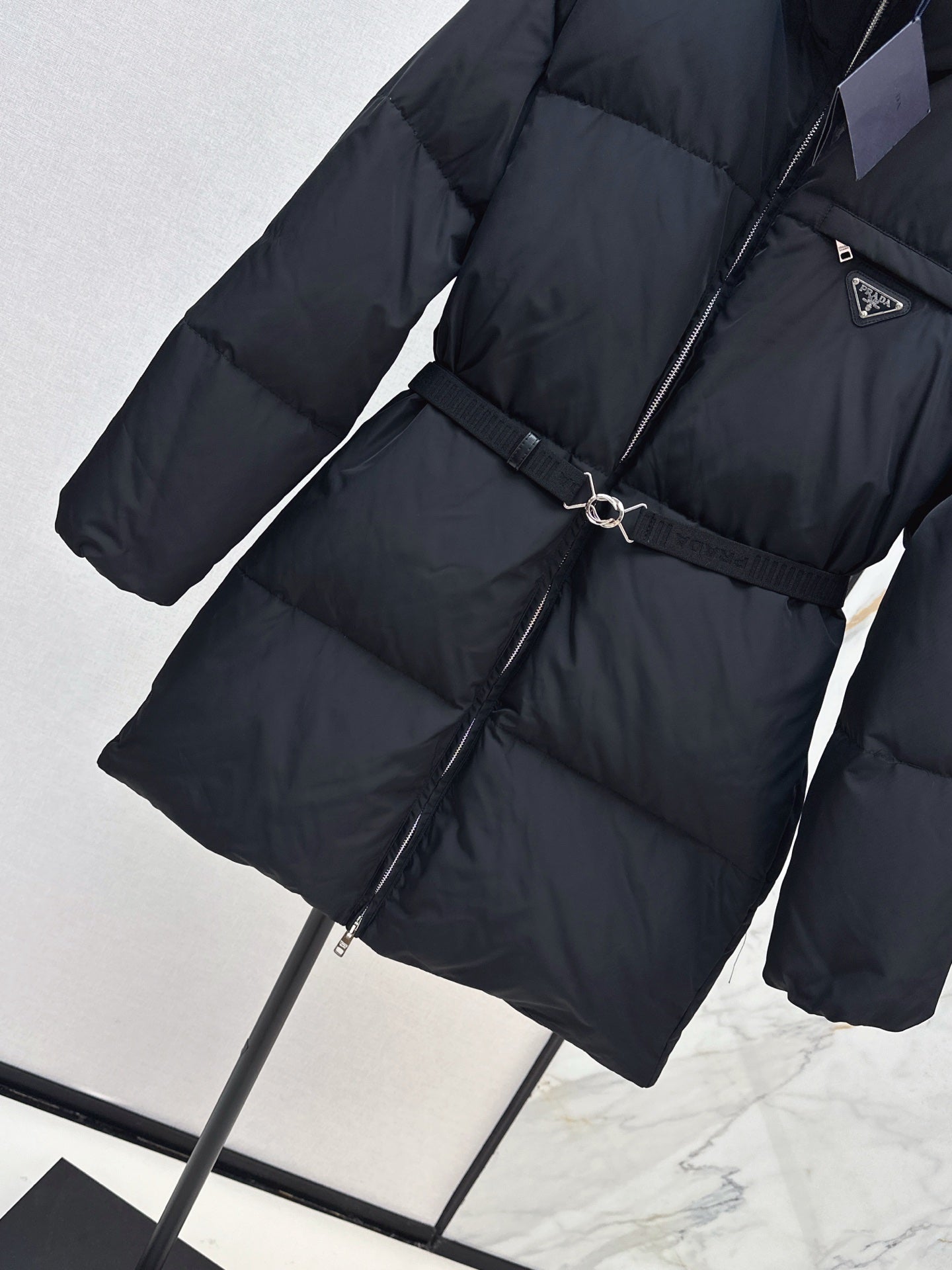 Pra NEW Down jacket with a belt