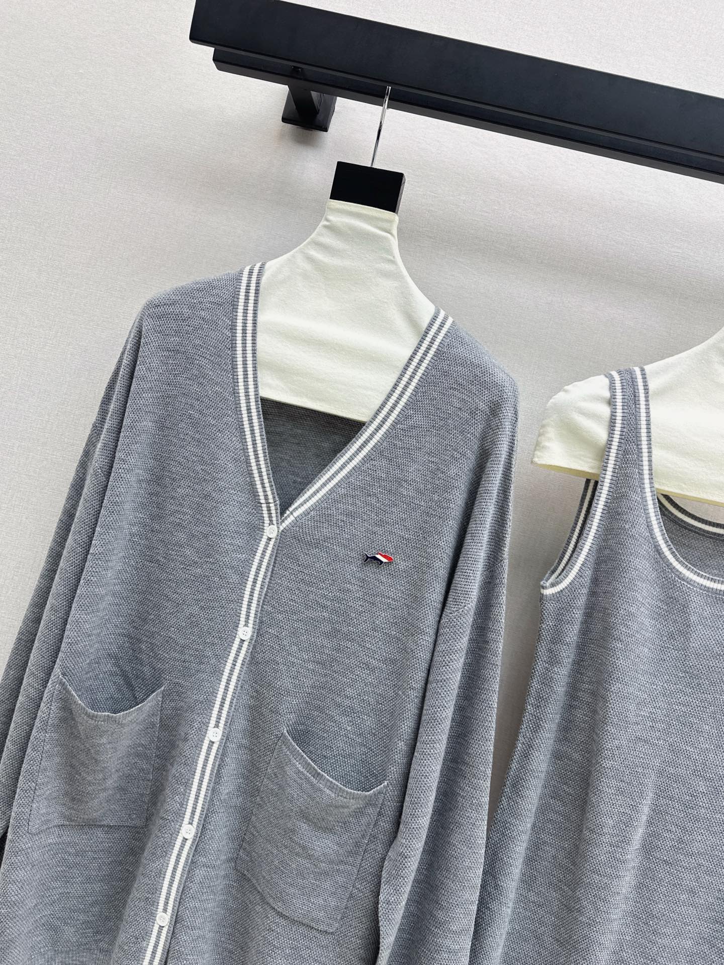Thom NEW Cardigan vest set
