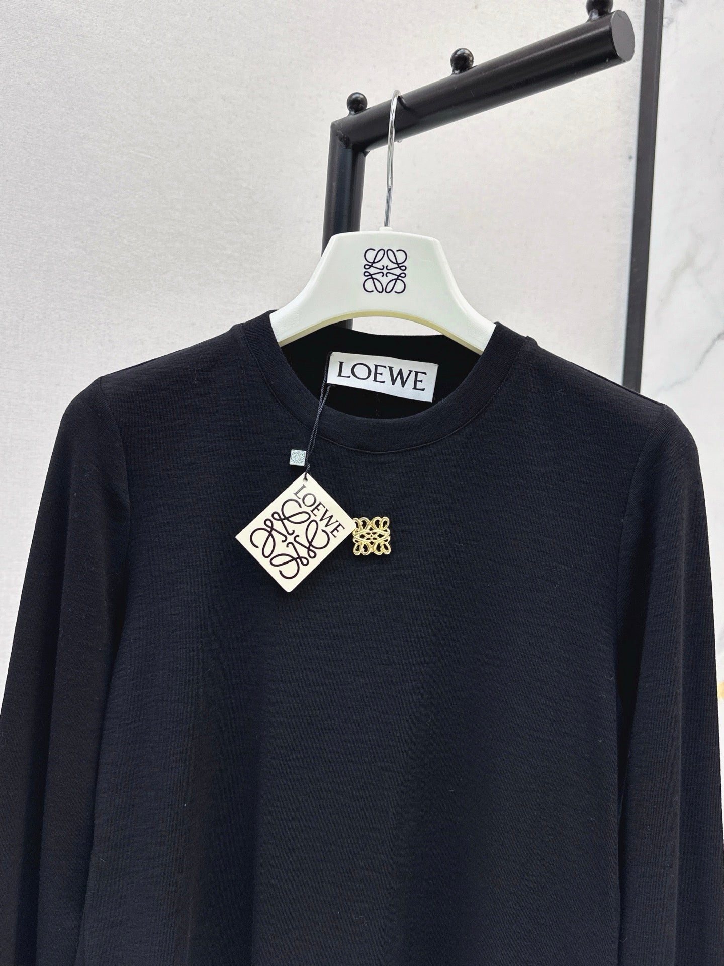 Loe NEW bottoming shirt