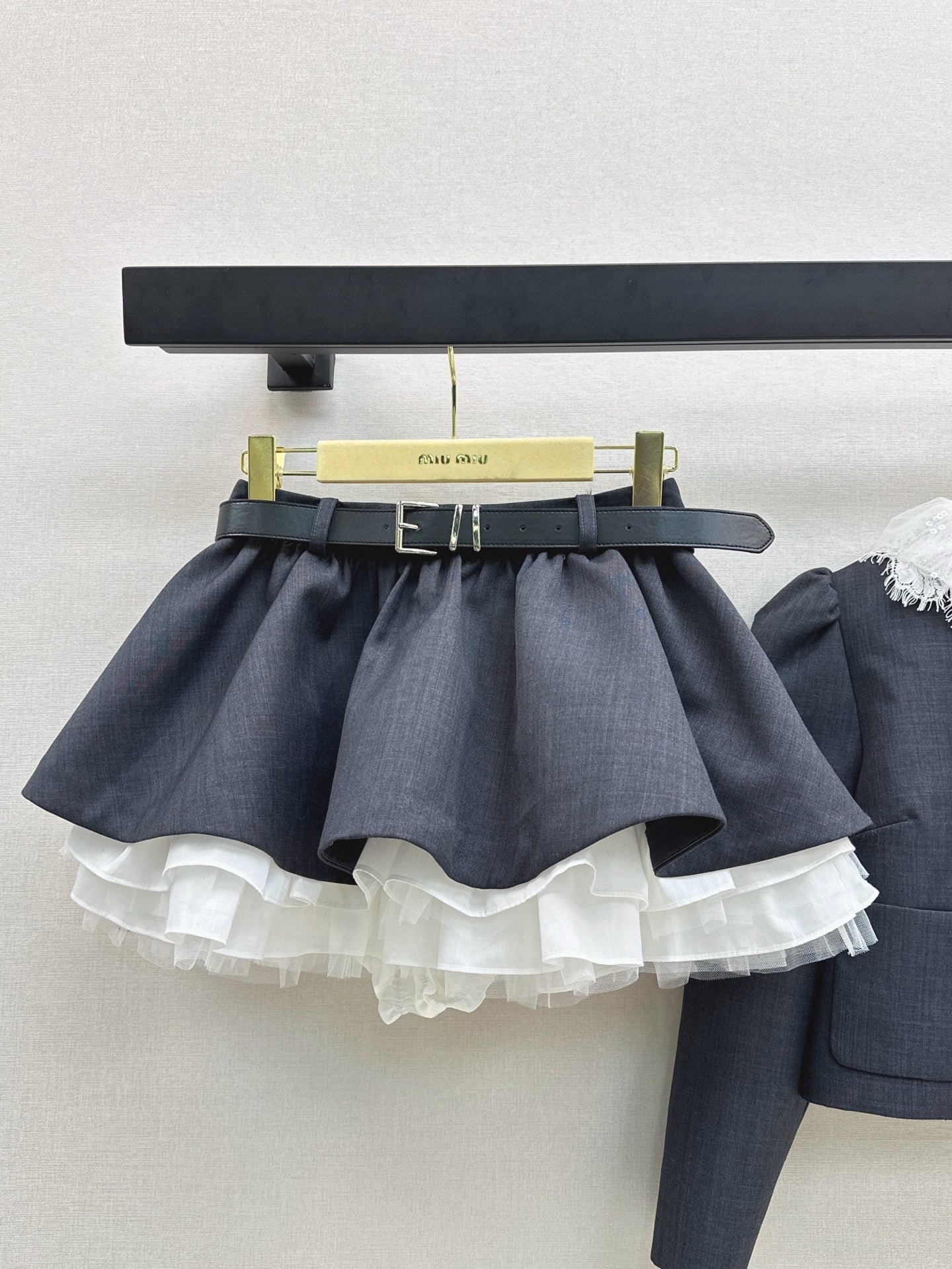 Miu NEW Lace sequin suit