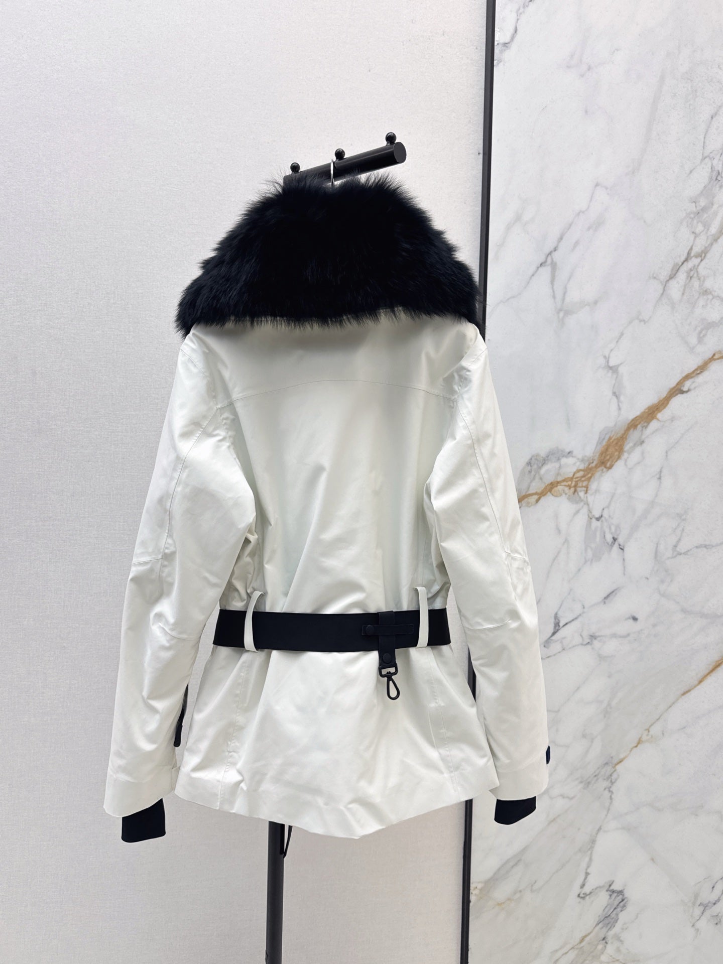 Monc NEW Belted down jacket