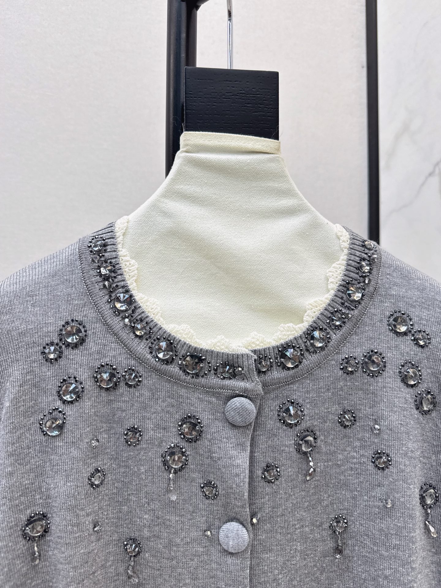 Miu NEW Round-neck cardigan