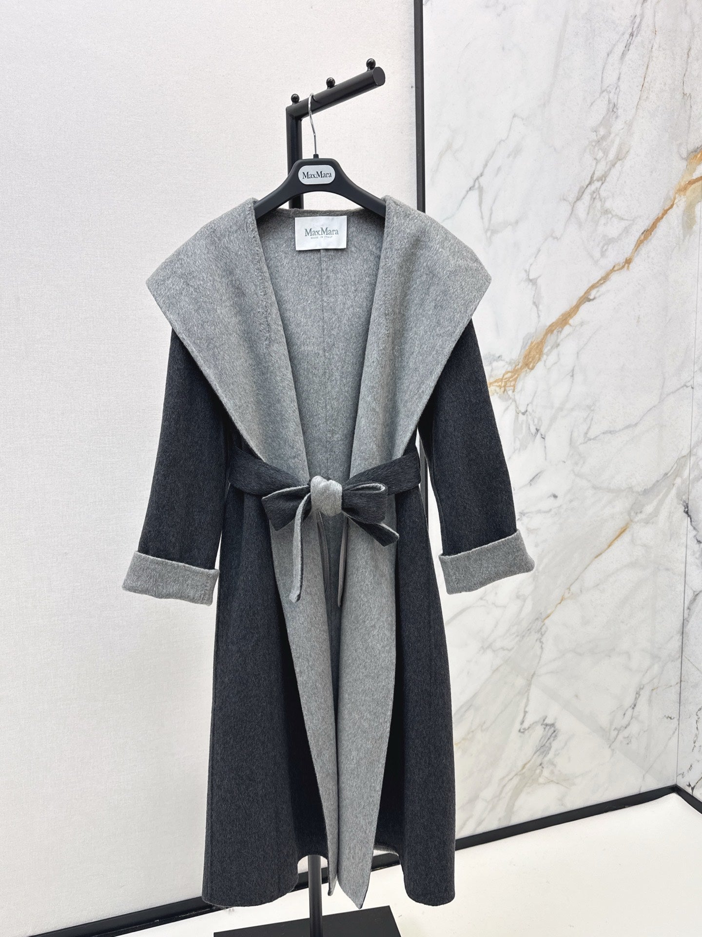 Max NEW Long wool coat