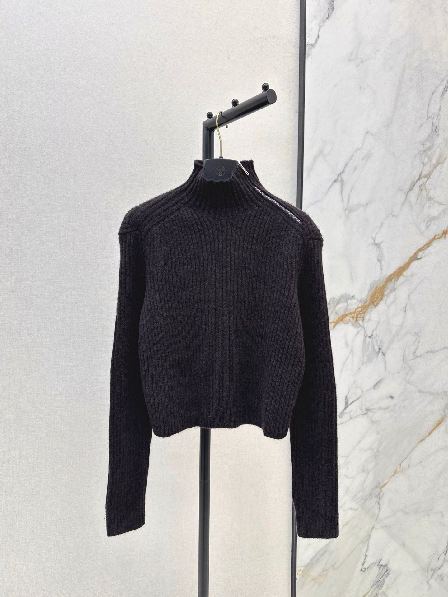Herm NEW wool sweater