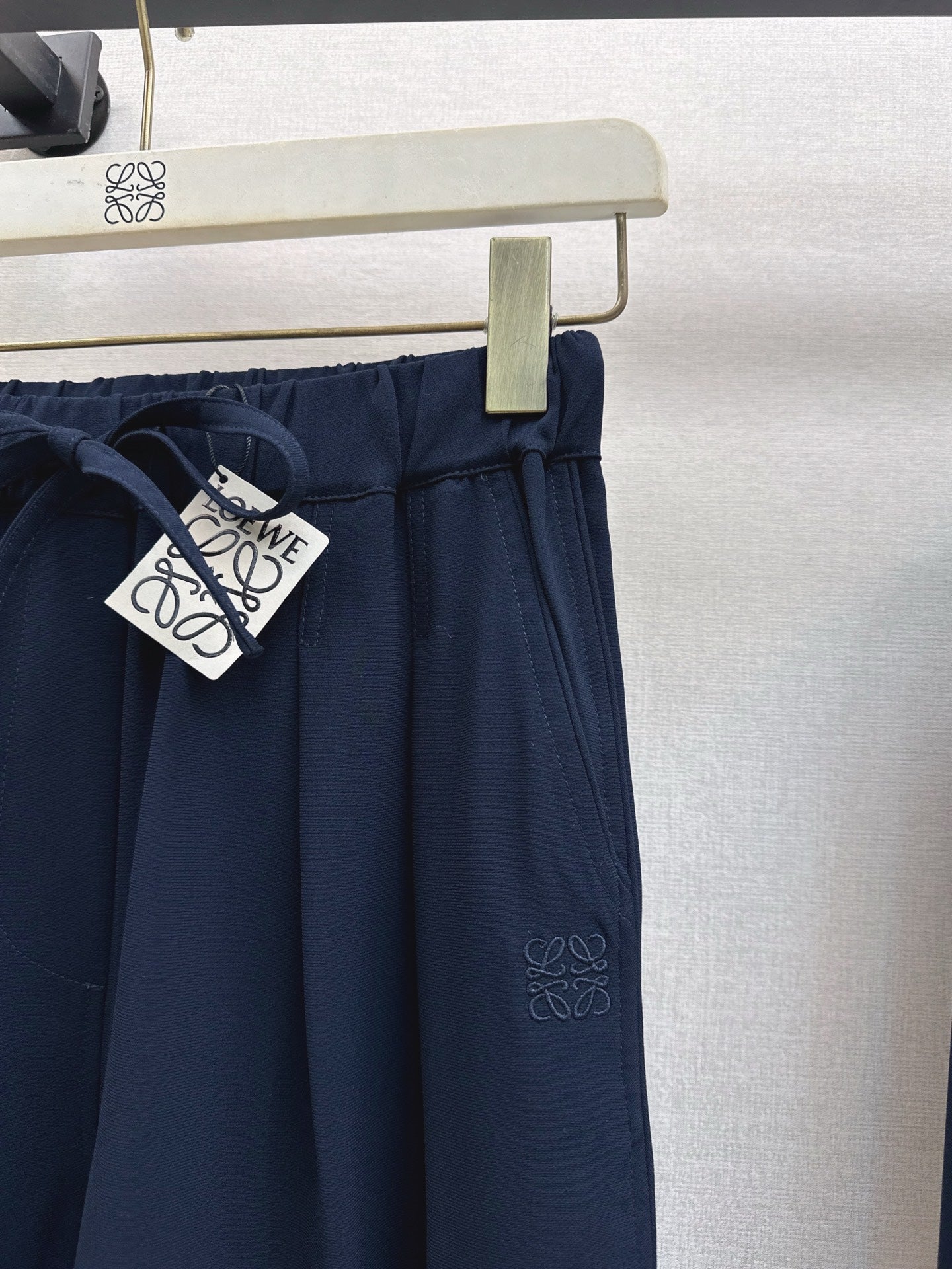 Loe NEW Straight pants