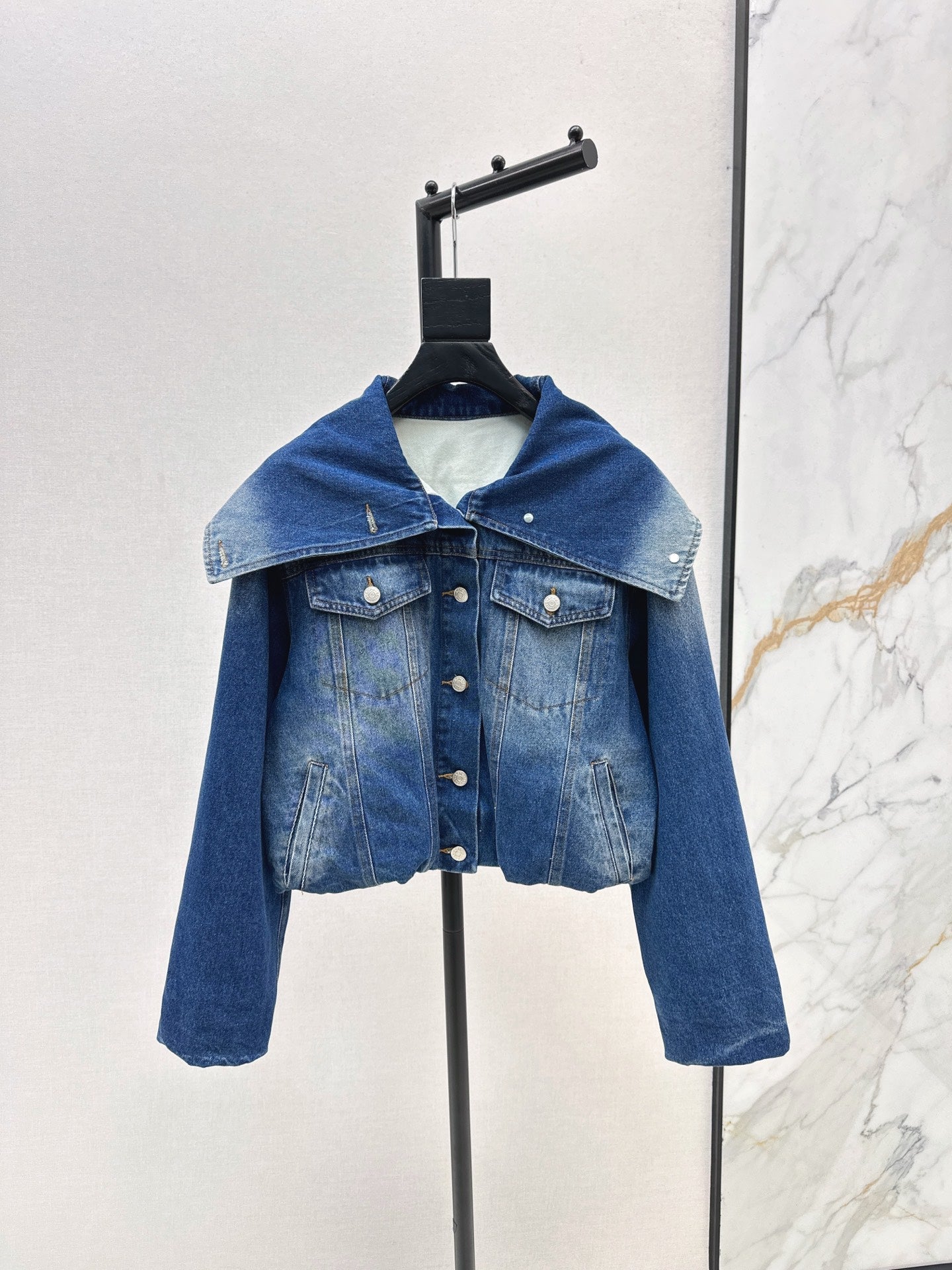 An NEW denim jacket