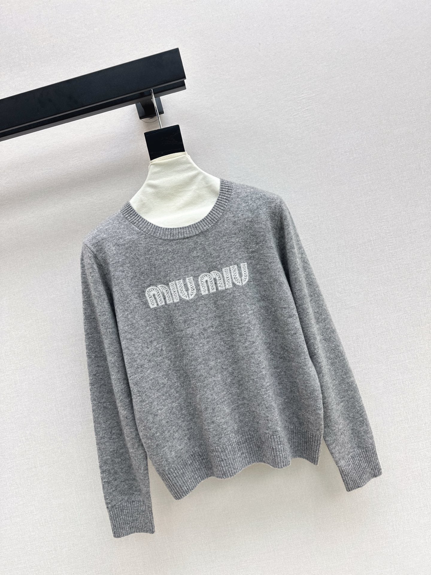 MIU NEW sweater