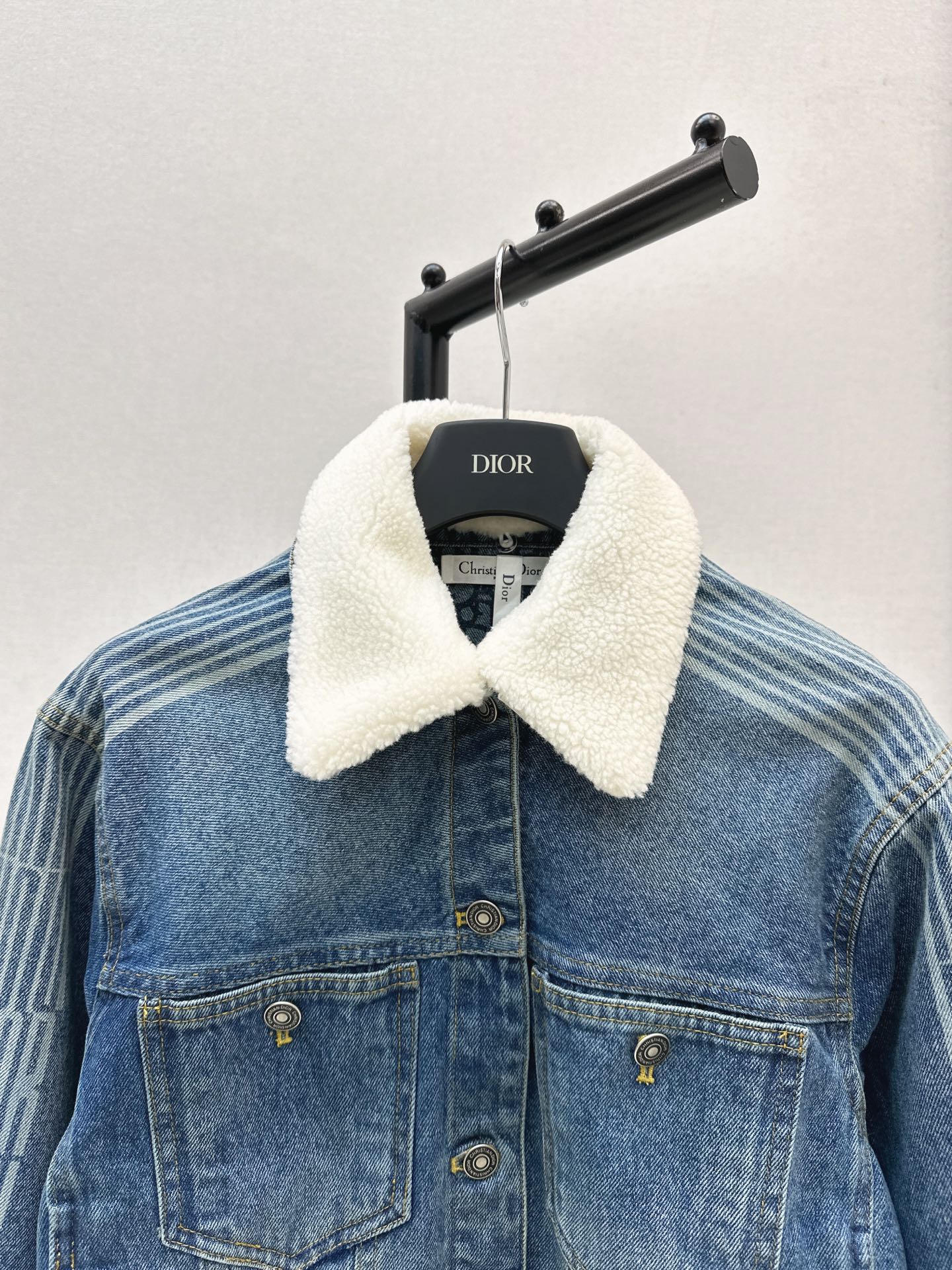CD NEW lapel denim jacket