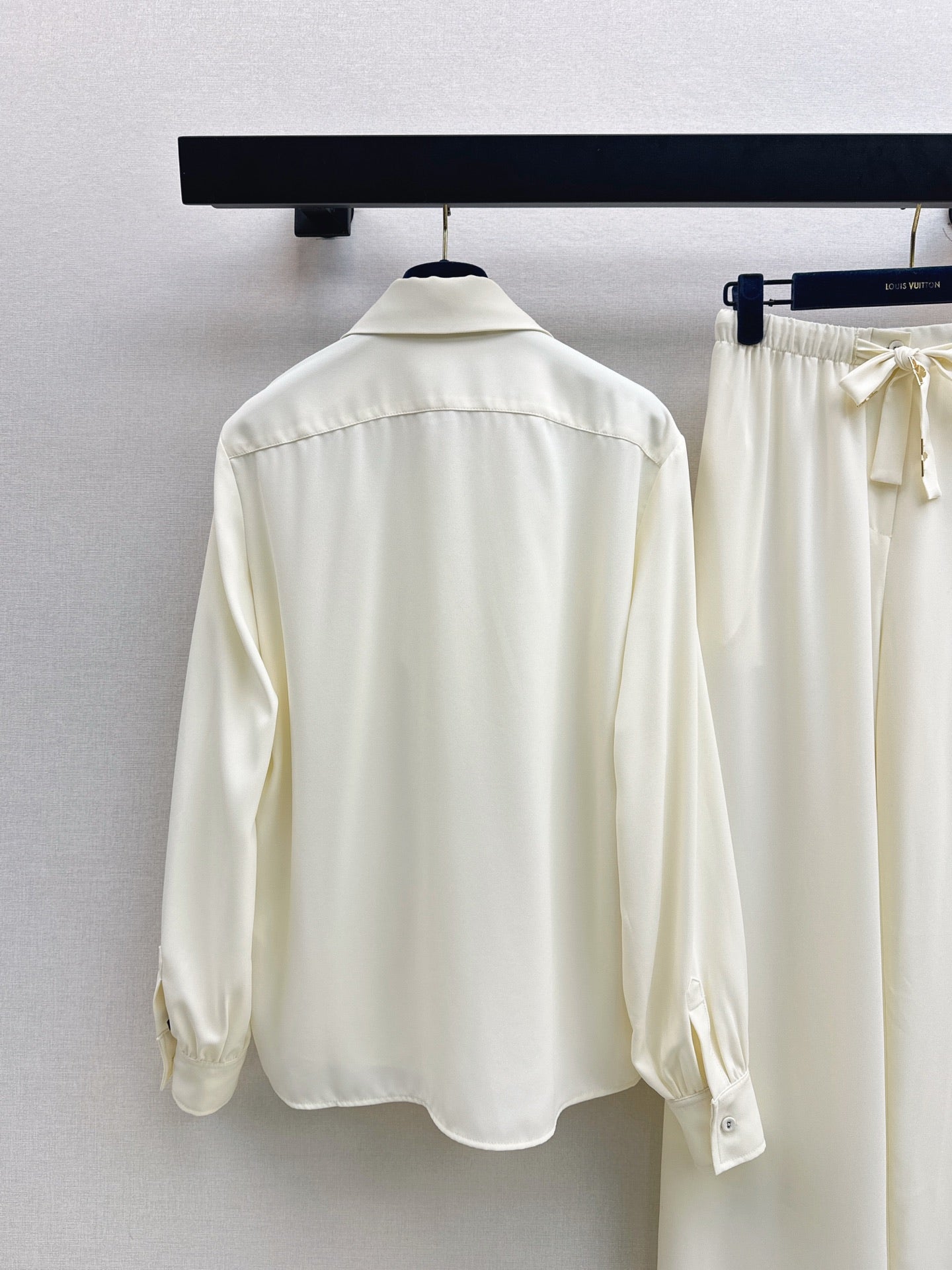 Louis NEW Temperament suit