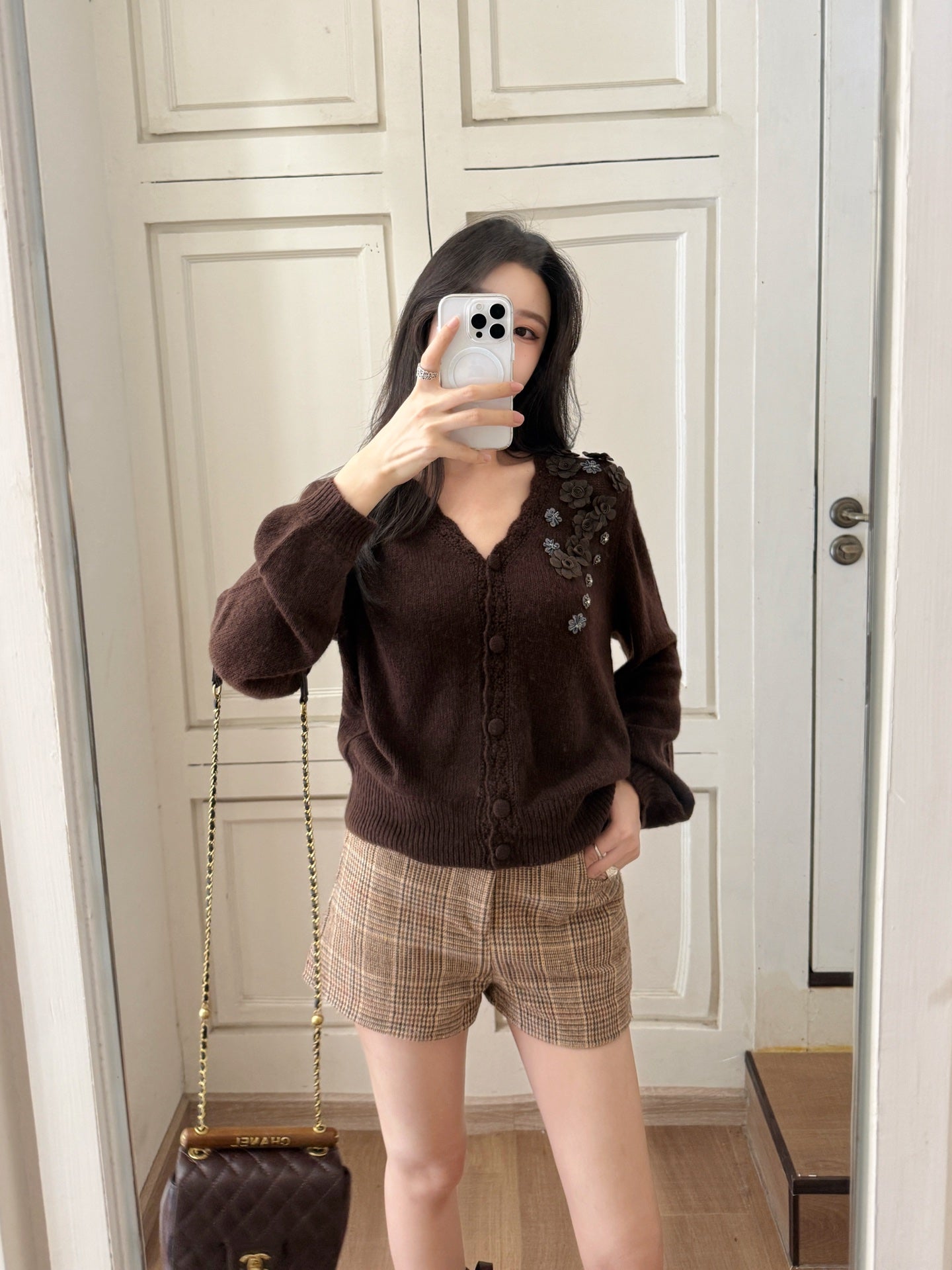 Chan NEW V-neck cardigan