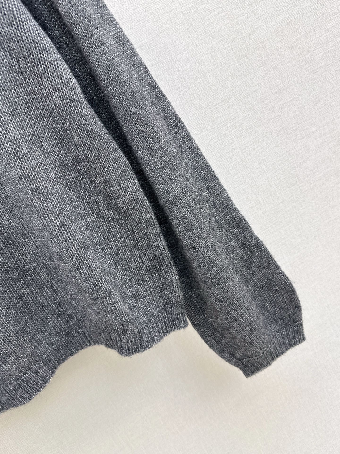 Chan NEW floral sweater