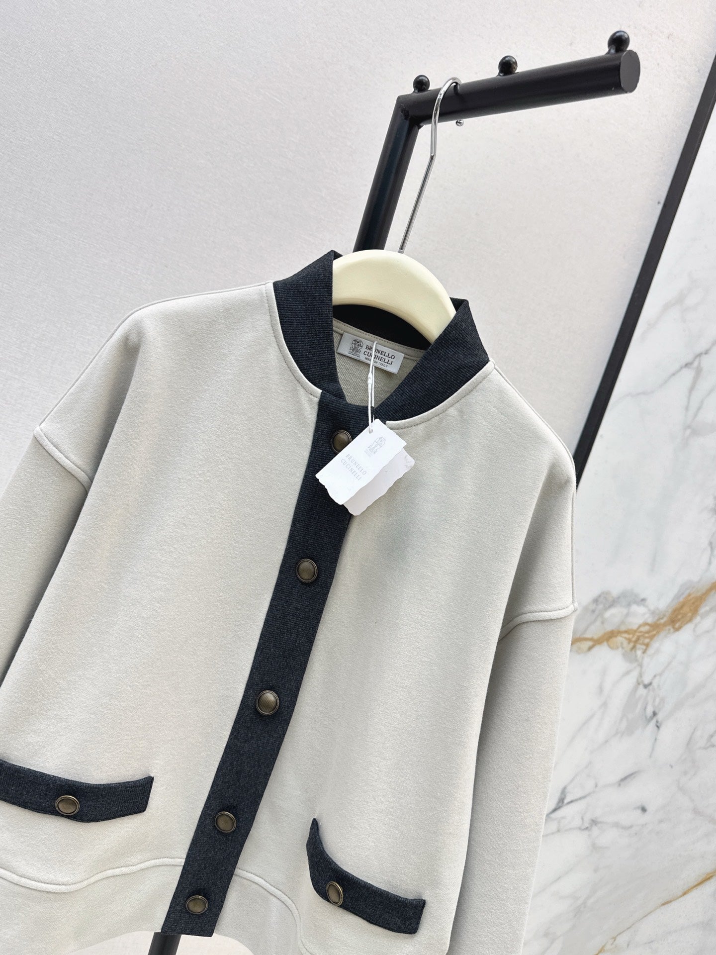 Brune NEW sweatshirt