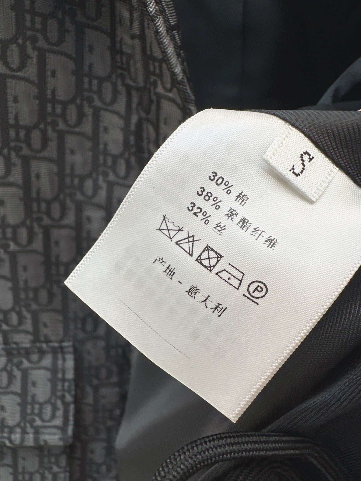 CD NEW Hooded mid-length jacket