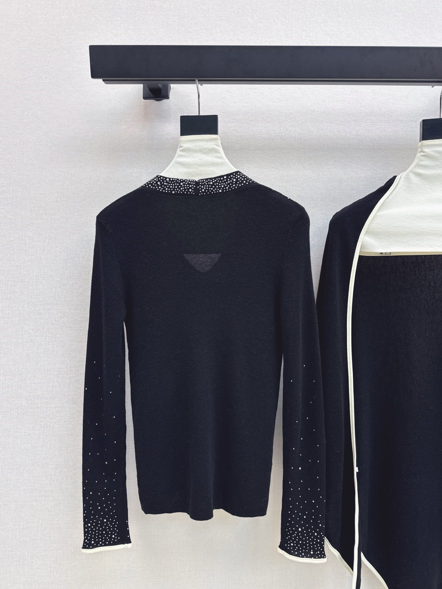 Burne NEW Cape sweatshirt set