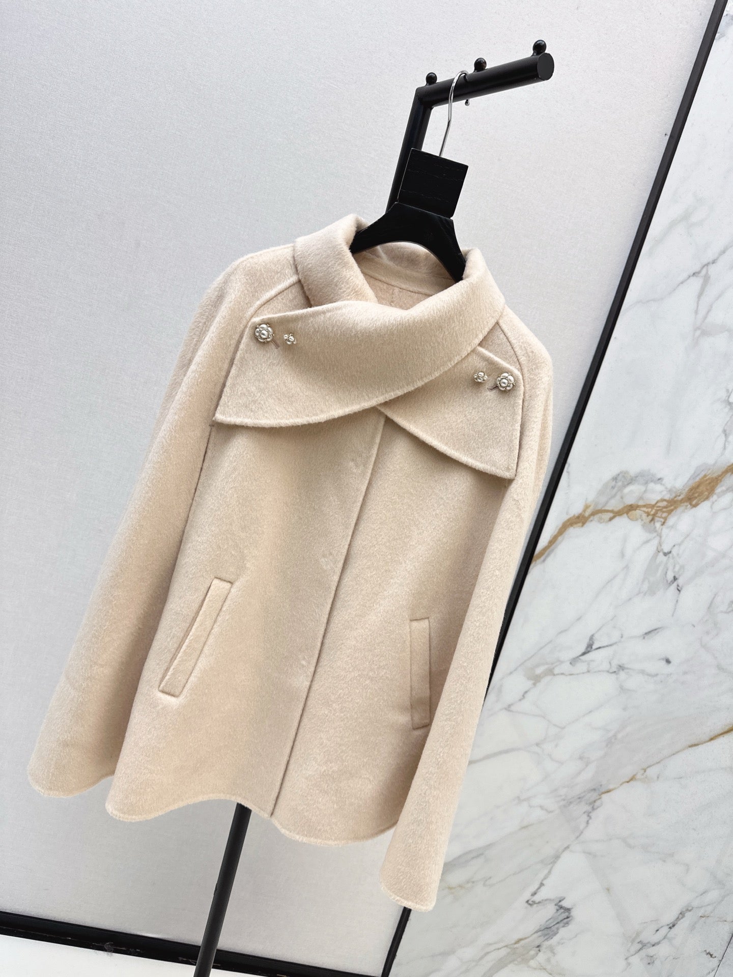 CD NEW wool coat